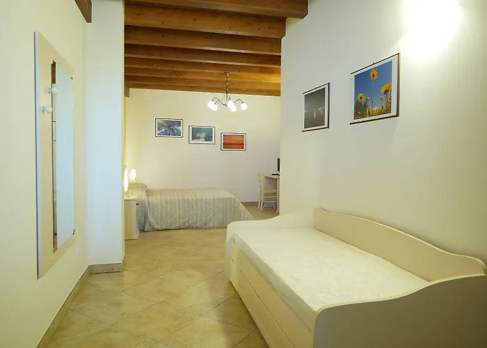 בית חווה Tenuta Cavalieri *